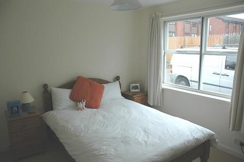 2 bedroom apartment to rent, Josephs Road, Guildford GU1