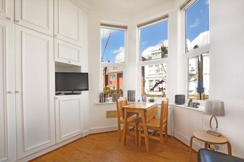 Studio to rent, Sherriff Road, West Hampstead NW6