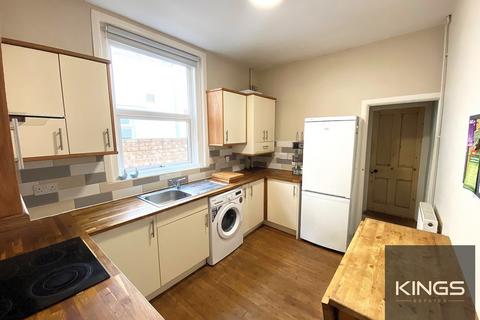 4 bedroom terraced house to rent, Fraser Road , Southsea