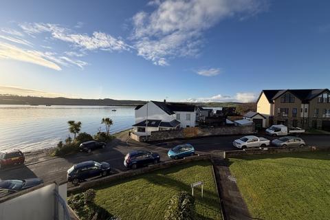 3 bedroom maisonette to rent, 10 Marine Court