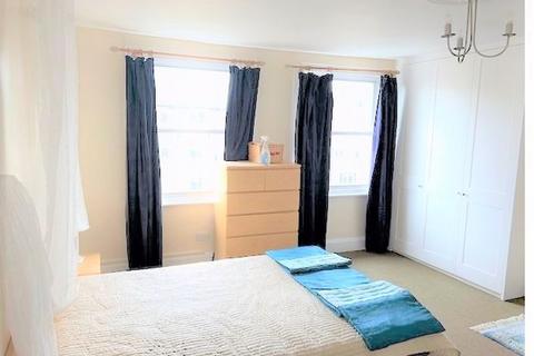 2 bedroom flat to rent, Broadhurst Gardens South Hamptead, London NW6