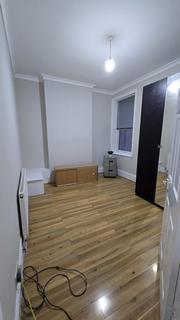 2 bedroom flat to rent, Amhurst Parade, Amhurst Park, Stamford Hill, Manor House,, N16