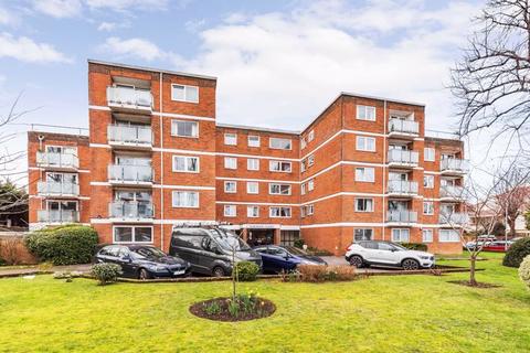 2 bedroom apartment to rent, Craneswater Park, Southsea