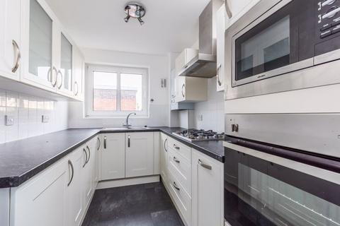 2 bedroom apartment to rent, Craneswater Park, Southsea