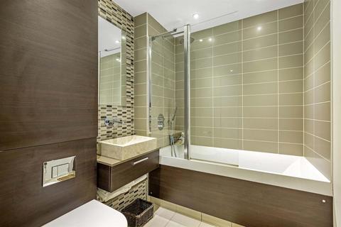1 bedroom flat for sale - Black Prince Road, London