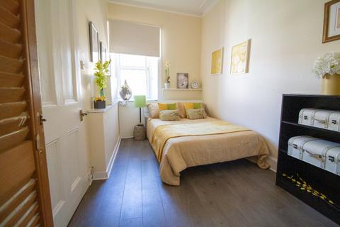 1 bedroom flat to rent, Elgin Terrace, Easter Road, Edinburgh, EH7