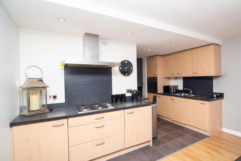 2 bedroom flat to rent, Cameron Toll Lade, Little France, Edinburgh, EH16