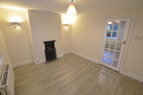 2 bedroom cottage to rent, Warwick Terrace, East Street, Olney, MK46