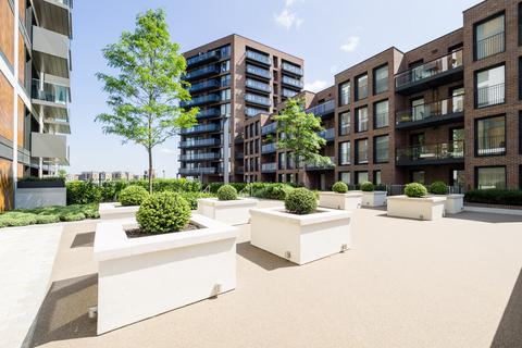 2 bedroom flat to rent, Deveraux House, Duke Of Wellington Avenue, London, SE18