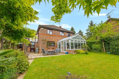 56 Padbrook, Oxted, RH8 0DZ