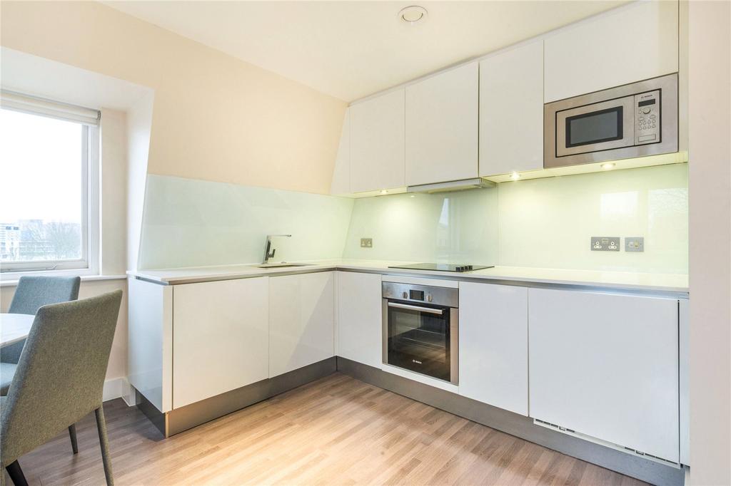 Kitchen/Reception
