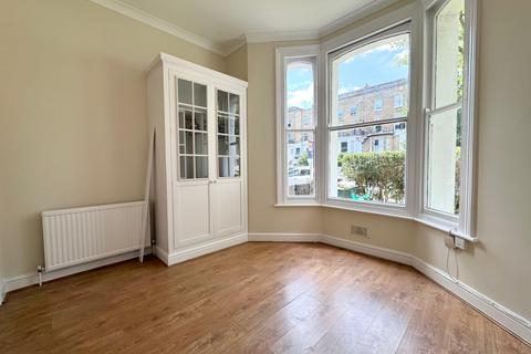 1 bedroom flat to rent, Hanley Road, Finsbury Park