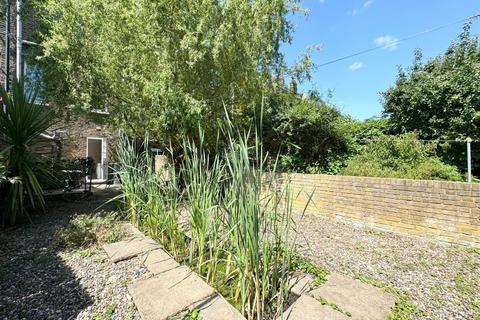 1 bedroom flat to rent, Hanley Road, Finsbury Park