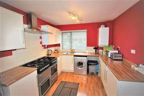 3 bedroom terraced house to rent, Mason Avenue, Swallownest, Sheffield, S26 3UF