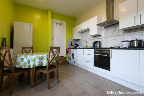 1 Bed Flats To Rent In Cathays Apartments Flats To Let