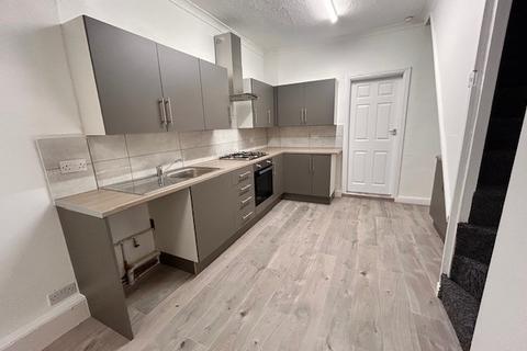 undefined, Carlton Avenue, Delhi St, Hull, HU9