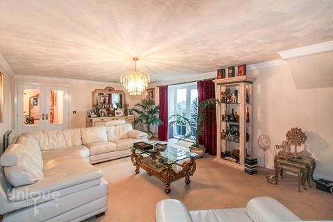 3 bedroom penthouse for sale, Madison Heights, Coopers Row, Lytham St. Annes, FY8