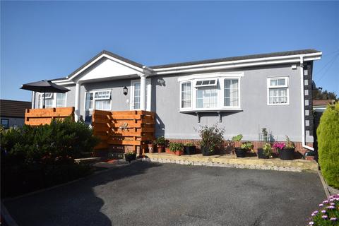 2 bedroom bungalow for sale - Hill Farm Park, Pembroke Dock, Pembrokeshire, SA72