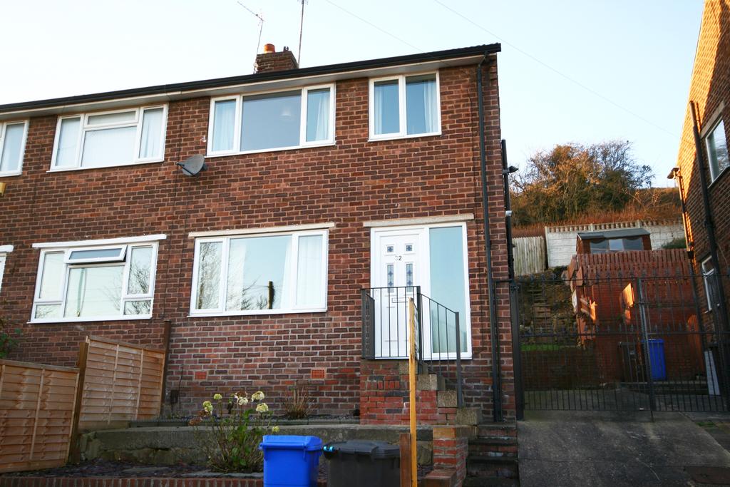 Jenkin Avenue, Wincobank, Sheffield S9 3 bed semidetached house £675 pcm (£156 pw)