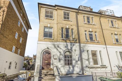 3 bedroom apartment to rent, Thurlow Road,  Hampstead,  NW3