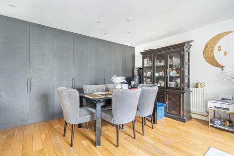 3 bedroom apartment for sale, Beckford Close, Kensington, W14