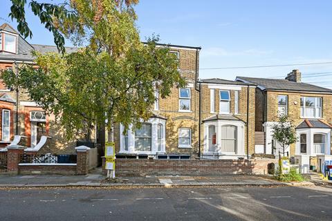 2 bedroom flat to rent, Allison Road, Acton W3 6JF