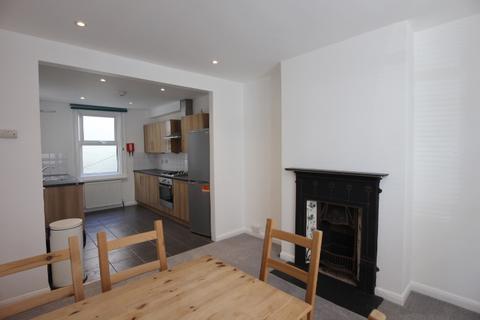 4 bedroom house to rent, Over Street, Brighton BN1 4EE