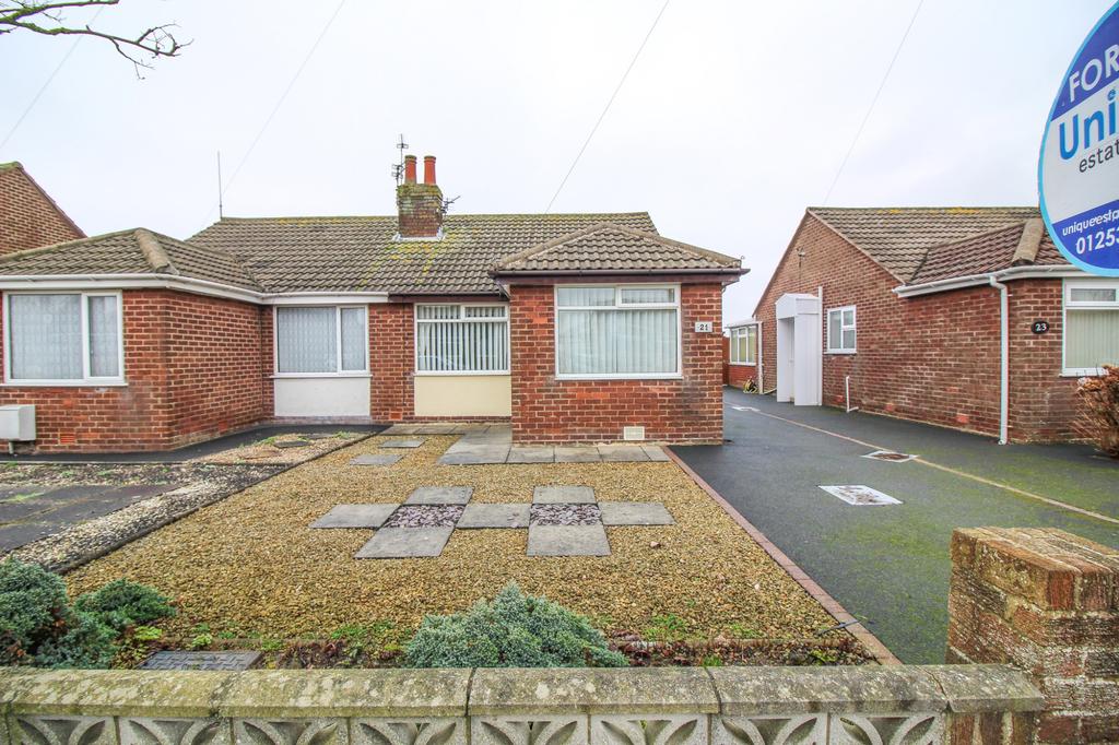 Consett Avenue, Thornton Cleveleys, FY5 2 bed bungalow £115,000