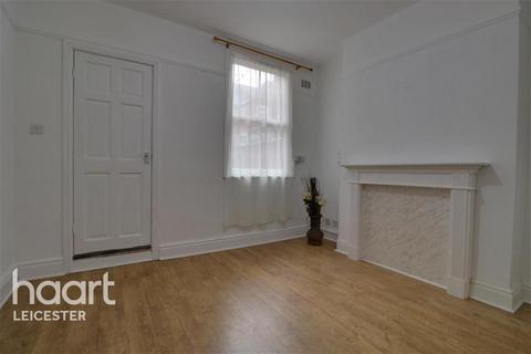 3 bedroom terraced house to rent, Henton Road off Glenfield Road