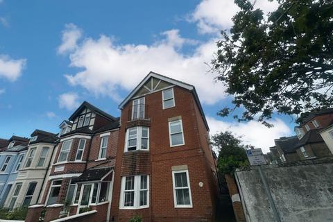 1 bed flat/apartment for rent in Bournemouth Gardens, Folkestone, CT19