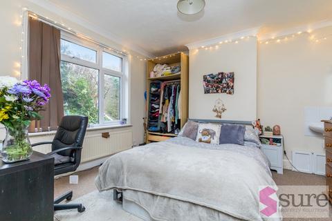 5 bedroom end of terrace house to rent, Coombe Road, Brighton