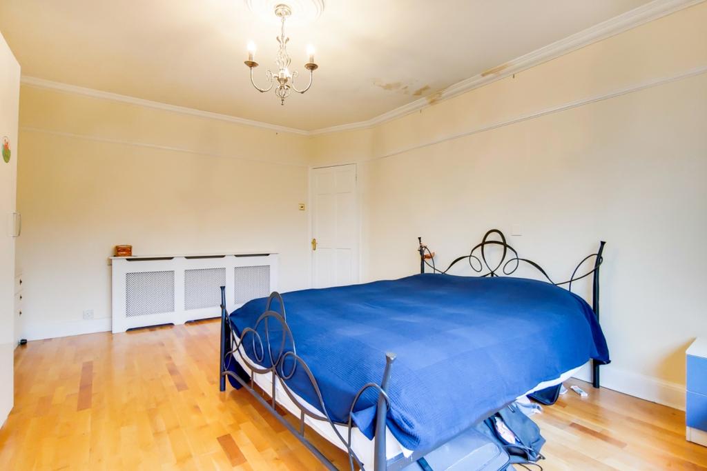 11 Master Bedroom-1