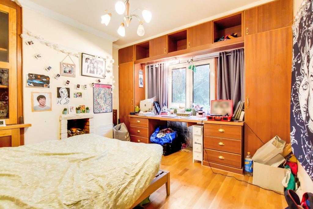 5 Bedroom 4-1