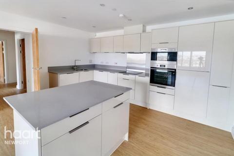 2 bedroom apartment to rent, Upper Dock Street, Newport