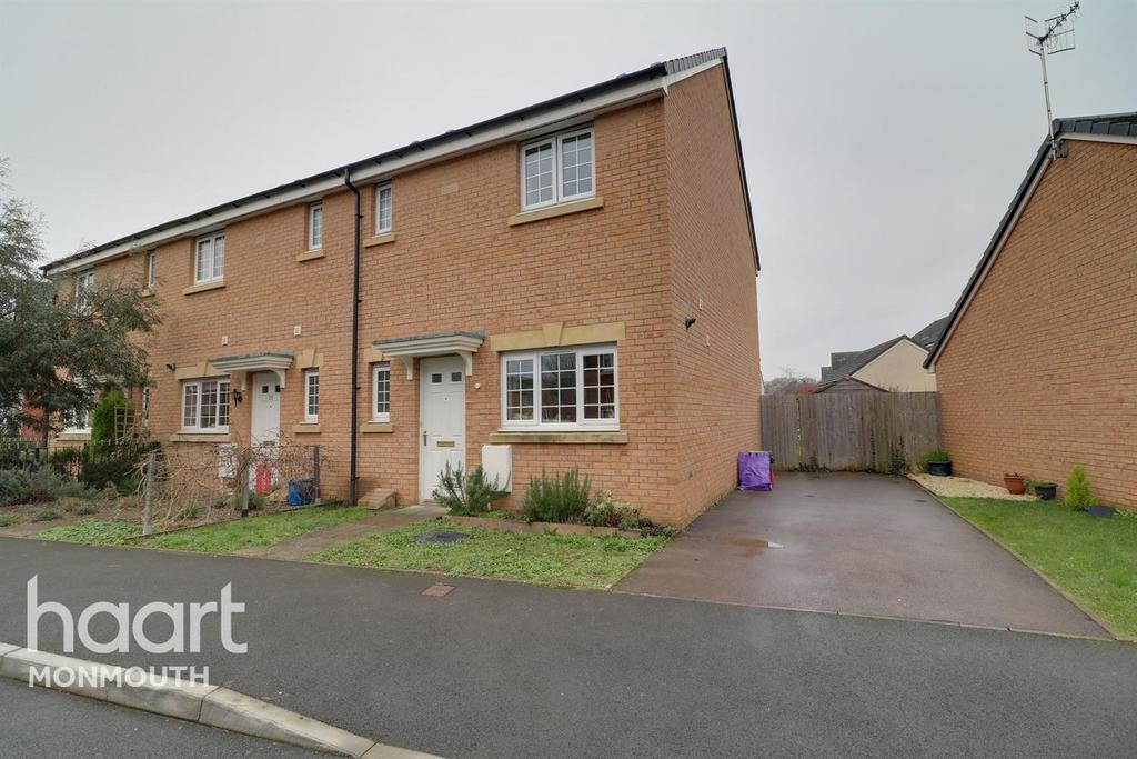 Kemble Road, Monmouth 3 bed end of terrace house for sale £215,000