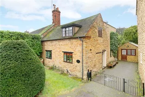 Search Cottages For Sale In Northamptonshire Onthemarket