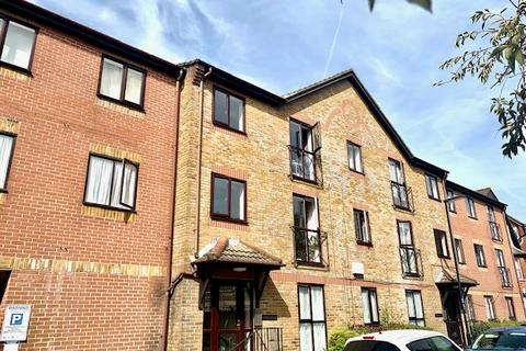 1 bedroom apartment to rent, BANISTER PARK, SO15