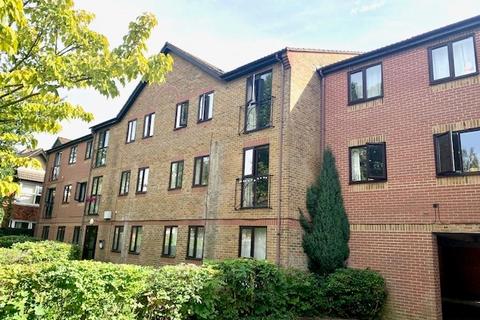 1 bedroom apartment to rent, BANISTER PARK, SO15