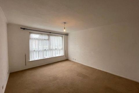 1 bedroom flat to rent, Balmoral Court, Kidderminster, DY10