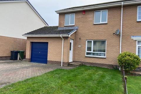 3 bedroom terraced house to rent, Youings Drive, Pilton, Barnstaple, EX31 1QL