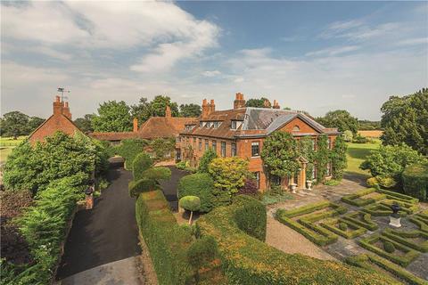 12 bedroom detached house for sale, Hurst Village, Berkshire, RG10