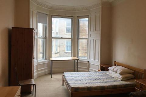 3 bedroom flat to rent, Montpelier, Bruntsfield, Edinburgh, EH10