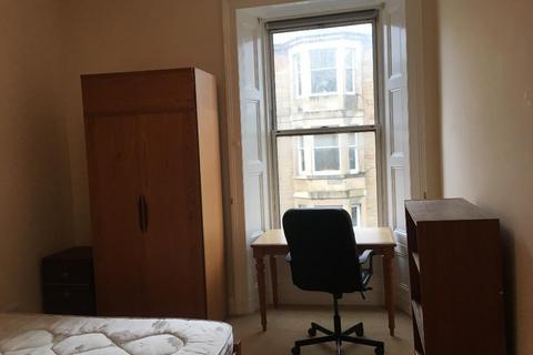 3 bedroom flat to rent, Montpelier, Bruntsfield, Edinburgh, EH10