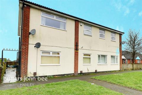 2 bedroom flat to rent - Chester Road, Talke