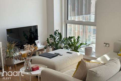 undefined, Farnborough Road, Farnborough