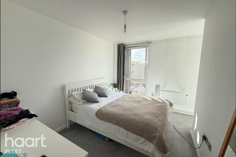 undefined, Farnborough Road, Farnborough