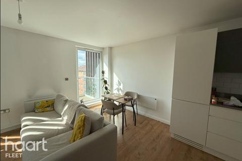 undefined, Farnborough Road, Farnborough