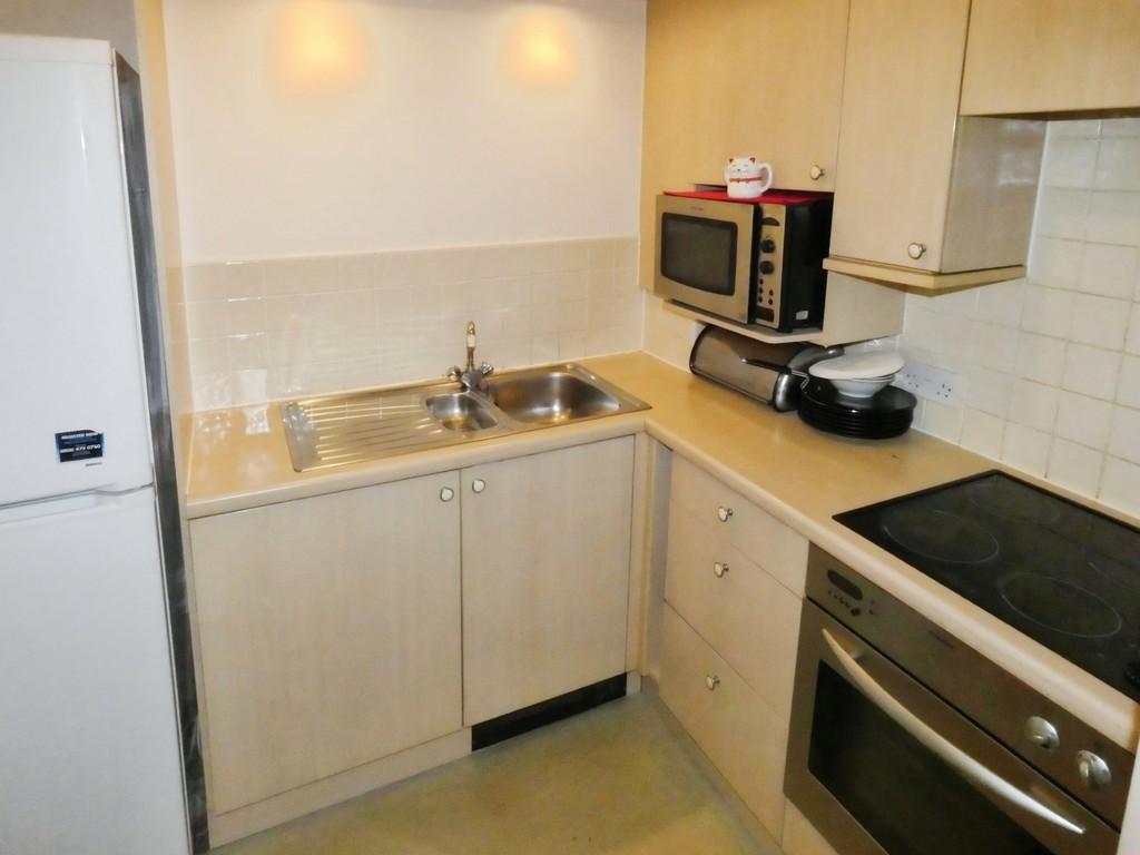 45ccd058-IMG 116 2 Kitchen