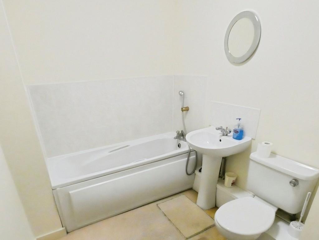04faff5e-IMG 116 4 bathroom
