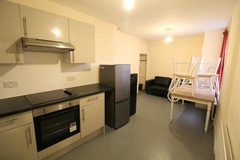 5 bedroom flat to rent - Kings Road, Brighton, BN1